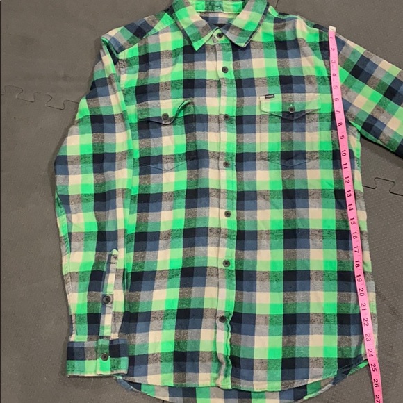 Hurley Flannel - Picture 2 of 4